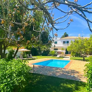 Casa Madeira - Moradia Espacosa Com Piscina, Um Paraiso As Familias Lagos