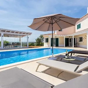 The Sun Hill 3* Lagos