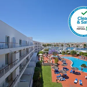 Marina Club