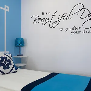 Chez Downtown Charm - Your Seaside Dream! *