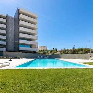 Amazing With Sea-view, Close To With Pool, Sauna, Wifi And Private Parking