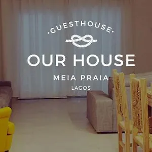 Our House 게스트하우스 라고스