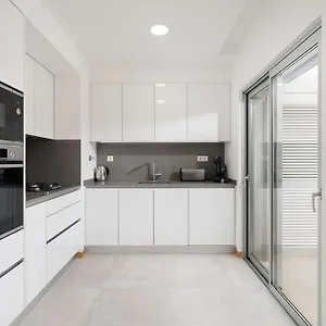 Luxury New 2 Bedroom Built 2022 Apartment
