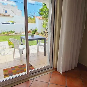 Lemon Tree Relaxing Guest house Lagos