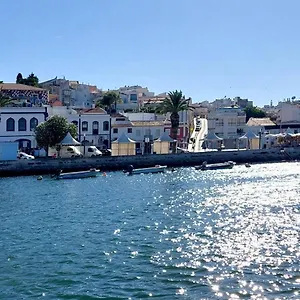 Casa Da Avenida * Lagos