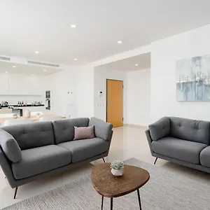 Floor Luxury