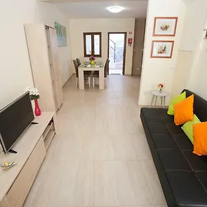 Casa Da Alegria *