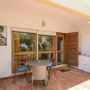 Apartment With Private Garden
