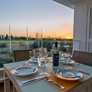 Sunset Apartment *