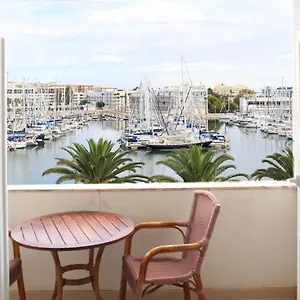 Apartment Main Avenue With Marina View Balcony Lagos