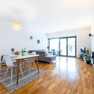 A Fabrica Loft Apartment *