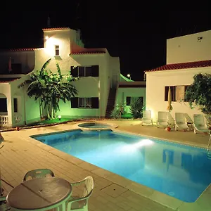 Dona Ana Garden 4*