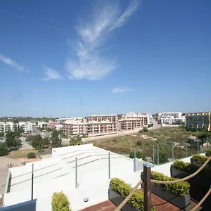 Apartment B03 - Luxury 2 Bed Marina *