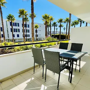 Angies Marina Apartment, Includes 2 Free Passes For The Marina Pool Apartment Lagos