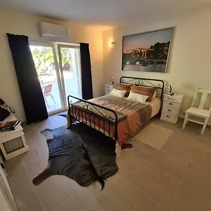 Apartment Quinta Omorka *