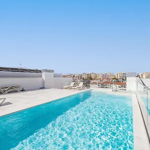 Modern 2 With Pool By Homing Apartment *